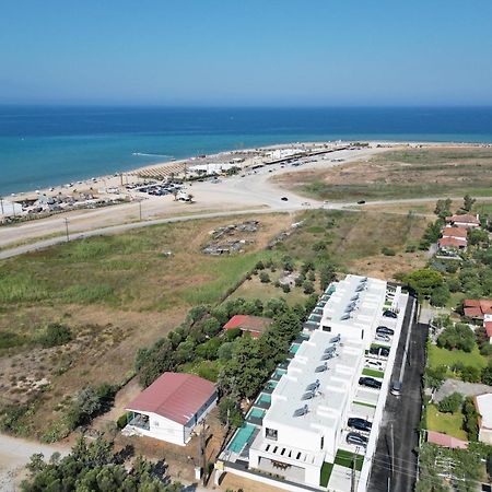 Serene Villas Halkidiki - Cfront Private Pool Nea Iraklia Exterior foto